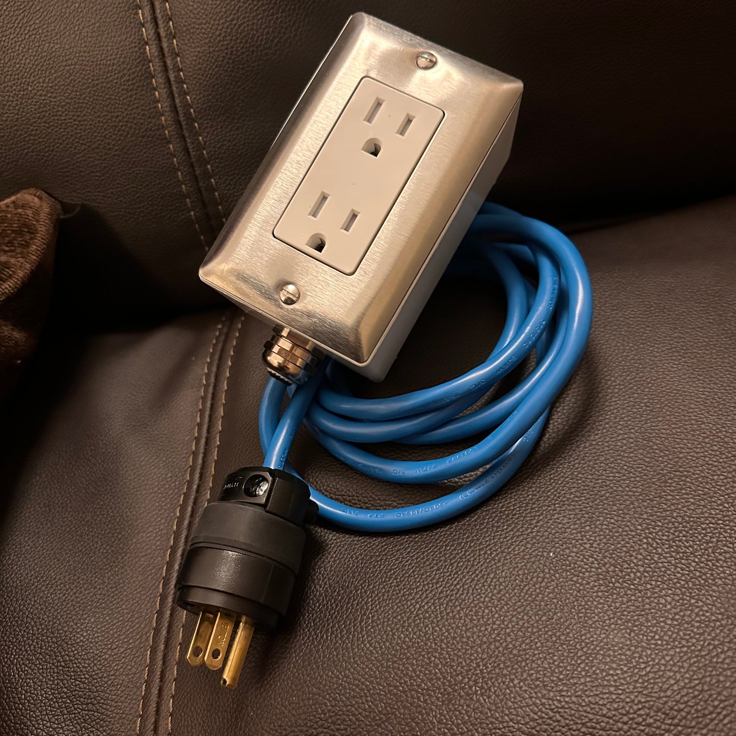 Plug Box Standard Blue Cord