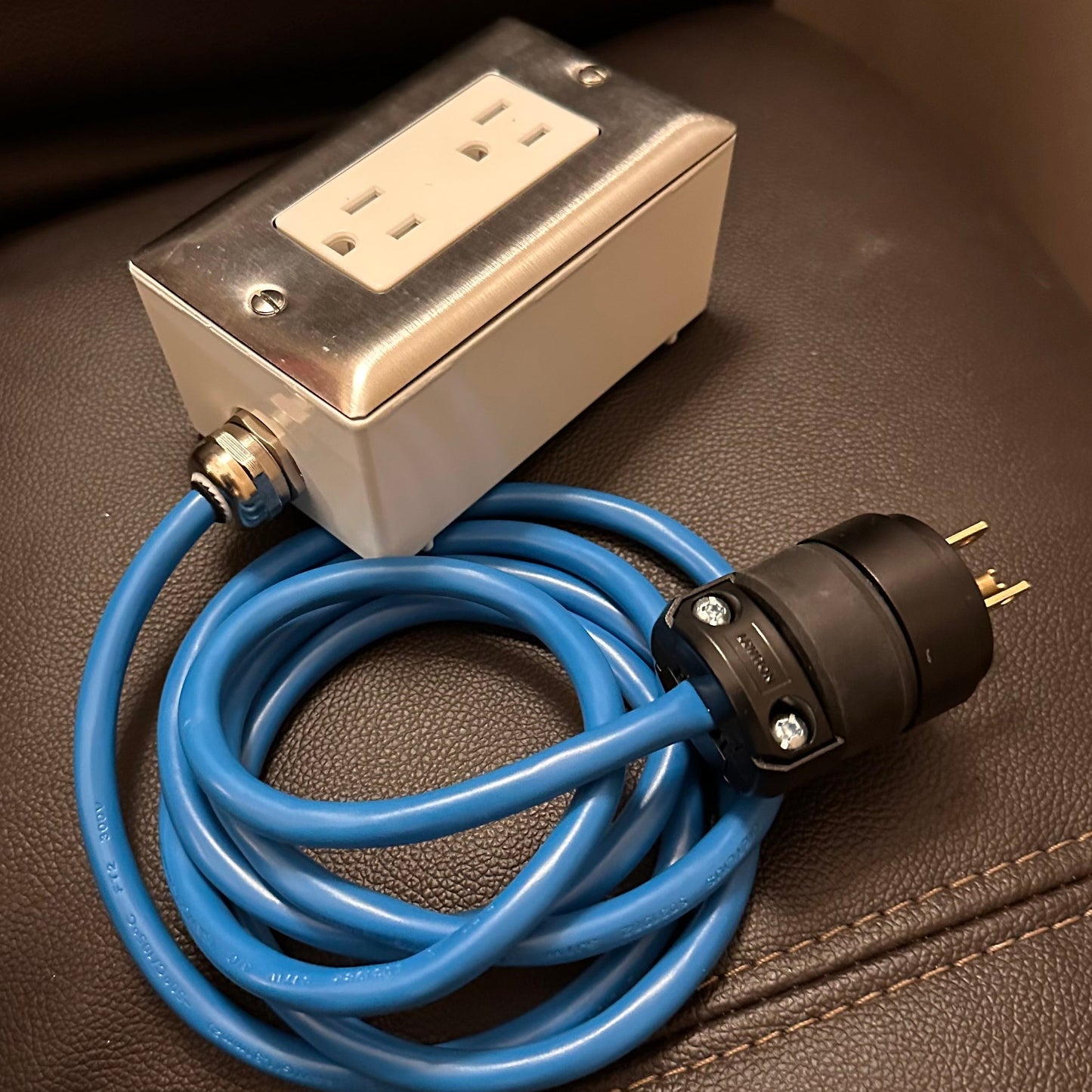 Plug Box Standard Blue Cord