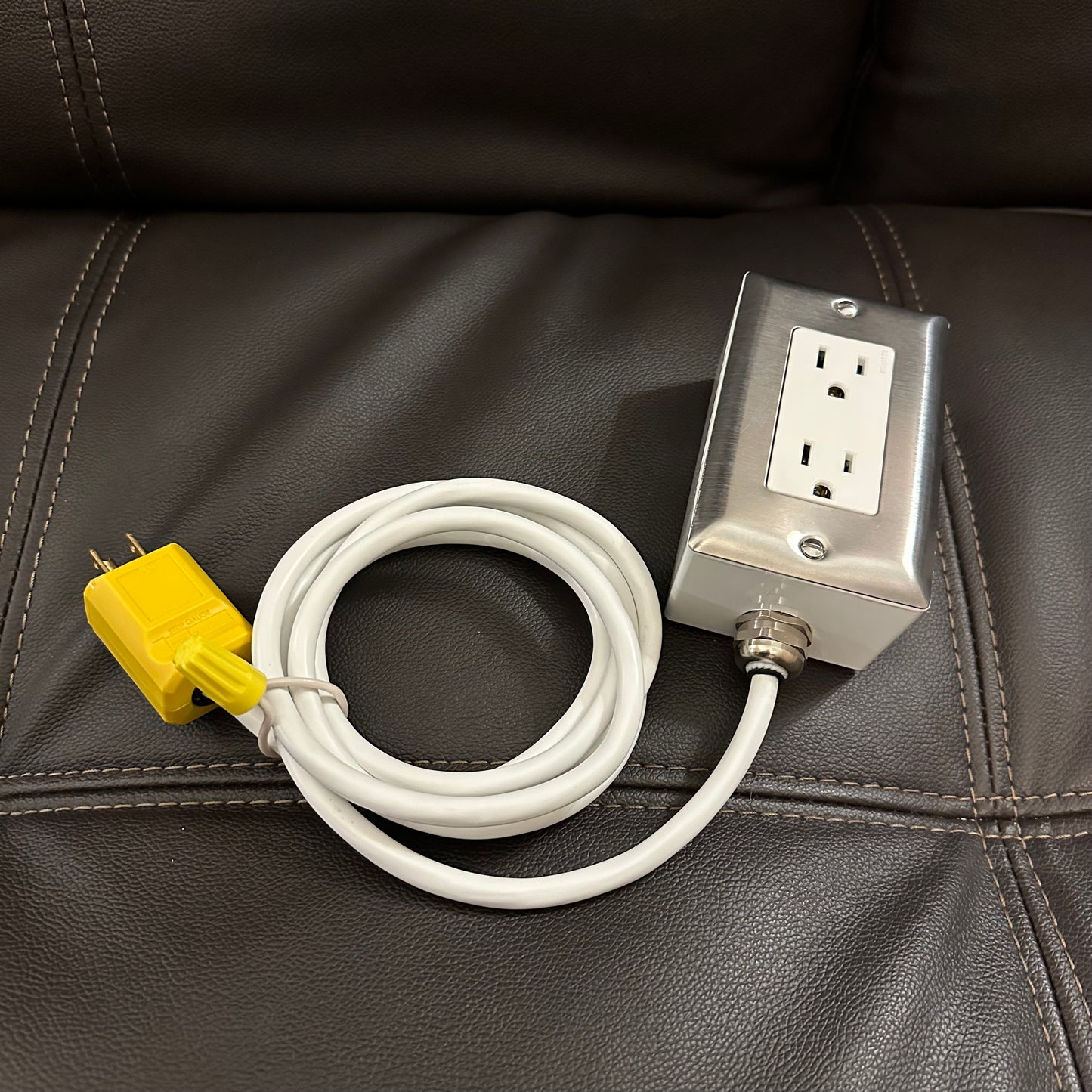 Plug Box Standard White Cord